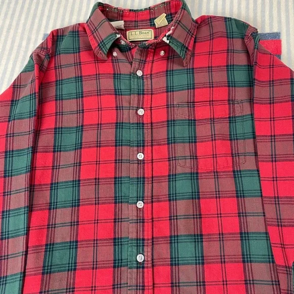 Vintage distressed L.L. Bean flannel button down shirt - Picture 3 of 6